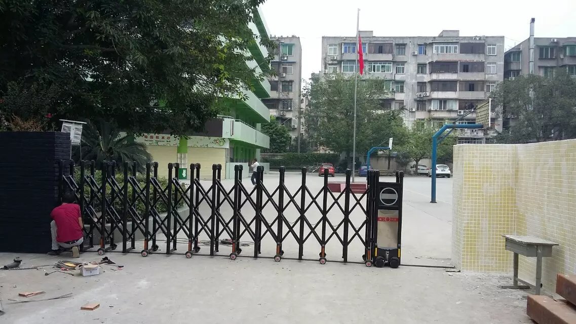 隰县隰县深圳市伸缩门